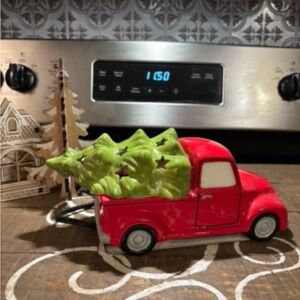 Scentsy Festive Red Truck with Green Tree